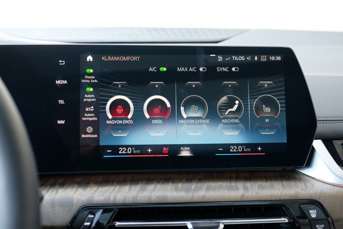 Családi BMW, őrült erővel, zöld rendszámmal 9