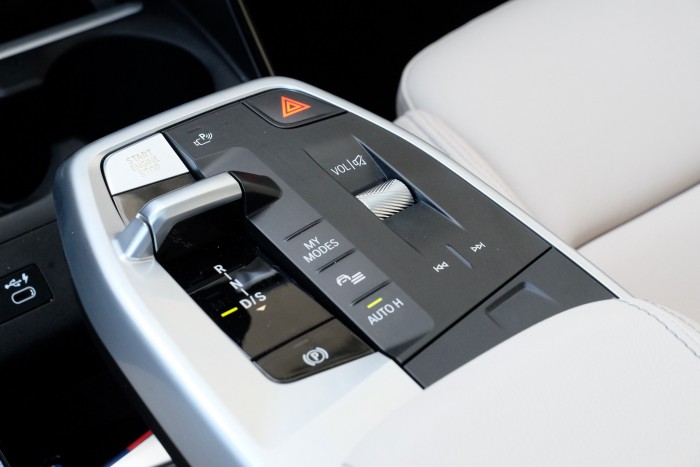 Családi BMW, őrült erővel, zöld rendszámmal 10