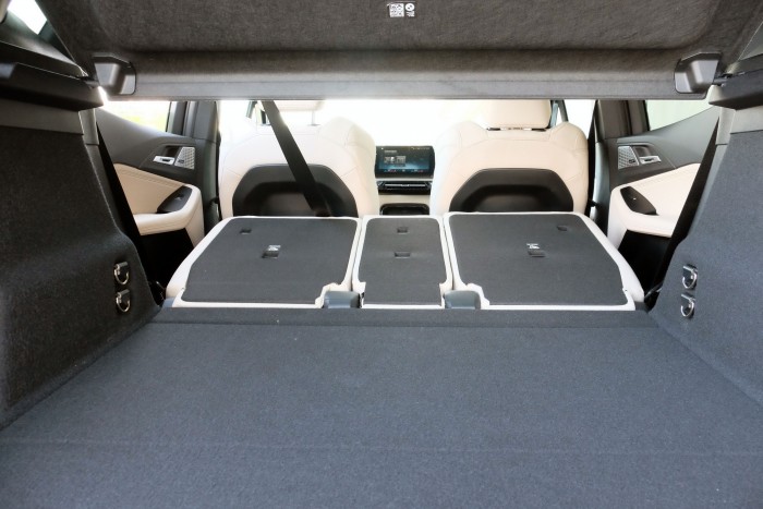 Családi BMW, őrült erővel, zöld rendszámmal 11