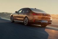 Nincs ennél erősebb, gyorsabb elektromos BMW 61