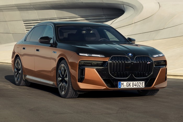 Nincs ennél erősebb, gyorsabb elektromos BMW 19