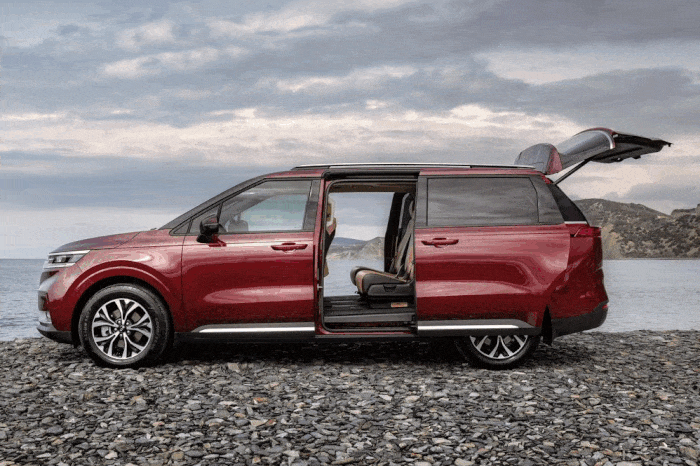 Rád csukja az ajtót ez a családi autó 2 | Vezess Rád csukja az ajtót ez a családi autó 2