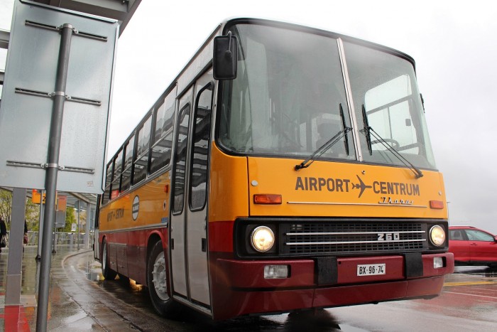 Levegőből érkező utasokat szállított ez az Ikarus