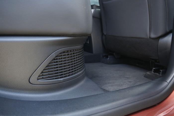 Négy henger majd’ 40 millióért? 11