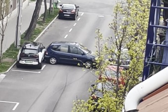 Az év autós bénázást örökítették meg Budapesten