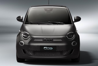 Visszafogják az elektromos Fiat 500 gyártását
