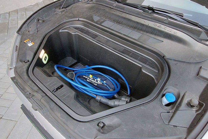 Olcsóbb a villanyautók szervize, vagy ez csak mese? Nézzük! 9