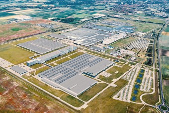 Jelentősen kibővítik a Mercedes kecskeméti gyárát