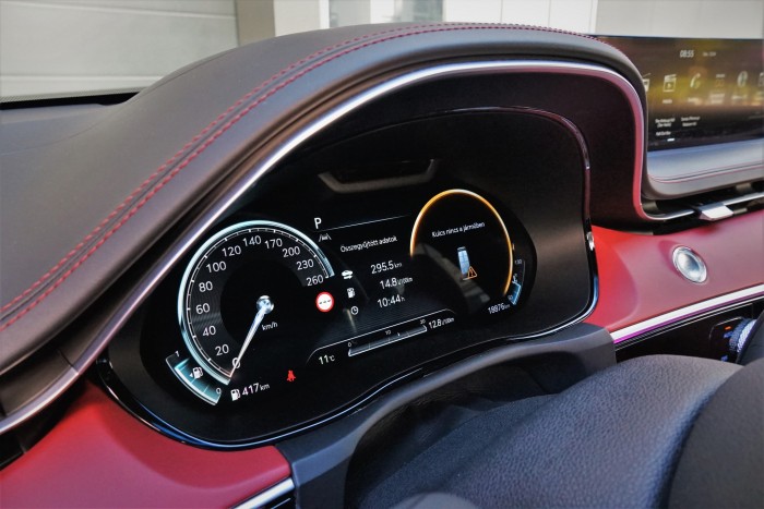 Ez a koreai autó jobb, mint egy Lexus 10