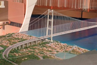 Már jövőre elkezdhetik építeni a hidak királyát