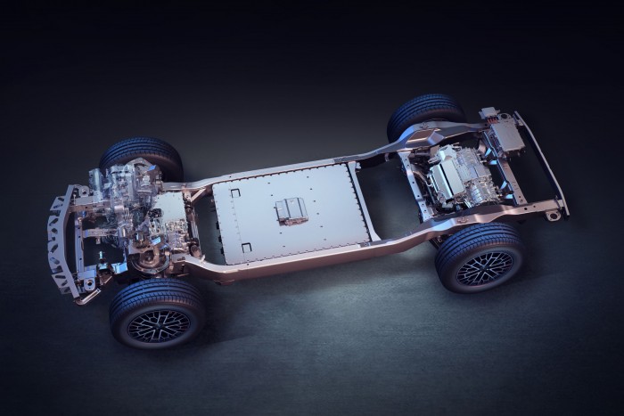 Három kerék is elég volna ennek a sportkocsinak 6