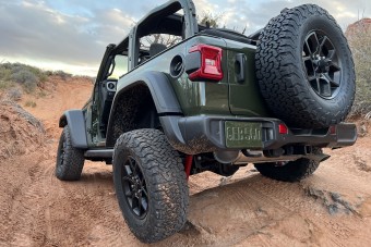 Brutális dolgokra lesz képes a Jeep Wrangler