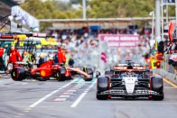 F1: Problémásan alakult a hétvége egyetlen edzése 1