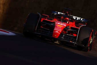 F1: Leclerc verte a Red Bullokat, övé a bakui pole