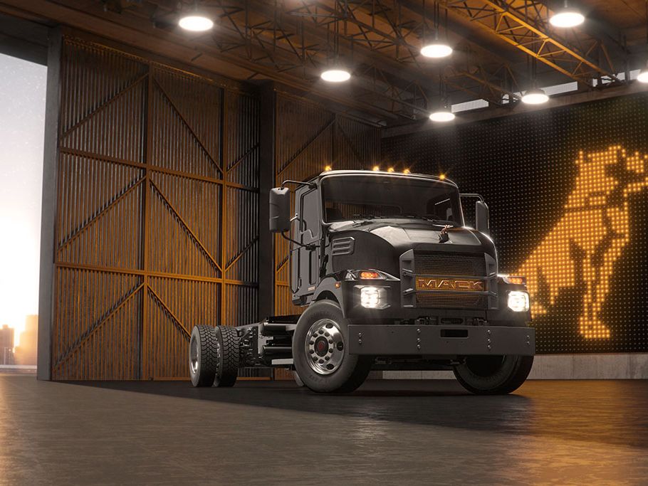 Több mint 800 ezer kilométert mentek ezzel a teherautóval 1 | Vezess Több mint 800 ezer kilométert mentek ezzel a teherautóval 1