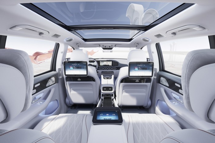 Megújul a Mercedes legnagyobb szabadidőjárműve 14 | Vezess Megújul a Mercedes legnagyobb szabadidőjárműve 14