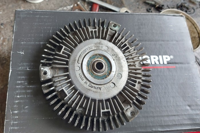 Mindig baj van egy olcsó használt autóval? 6