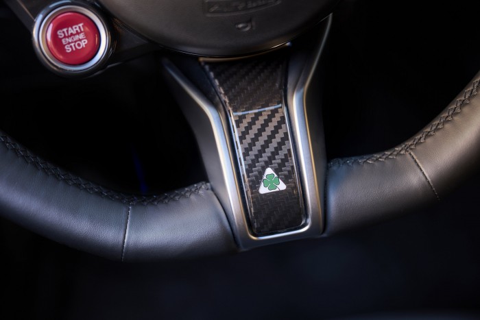 Százéves a legszerencsésebb sportautómárka 7 | Vezess Százéves a legszerencsésebb sportautómárka 7