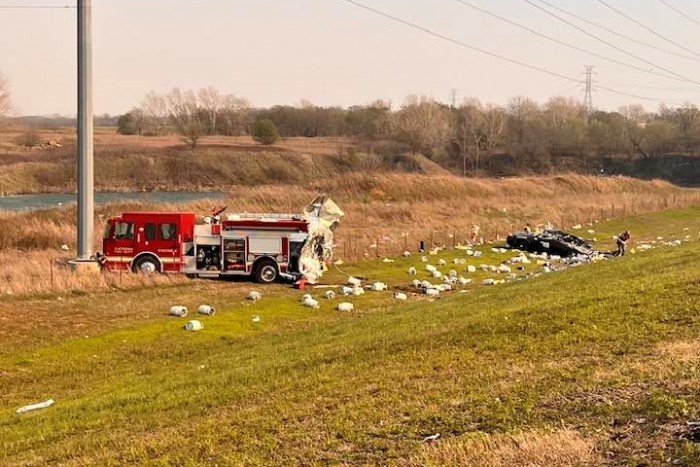 Teljesen kivasaltak egy balesethez riasztott rendőrautót az autópályán 1