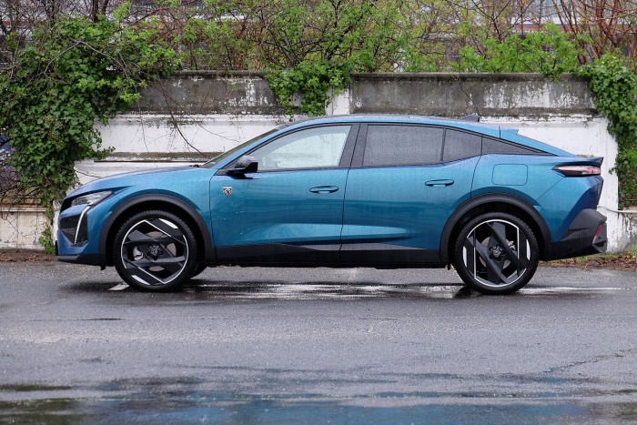 Ilyen autók menthetik meg a világot a SUV-októl 7