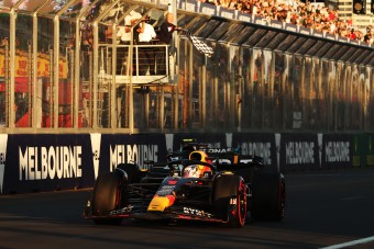 F1: Verstappen elvérzett volna a Mercedesnél