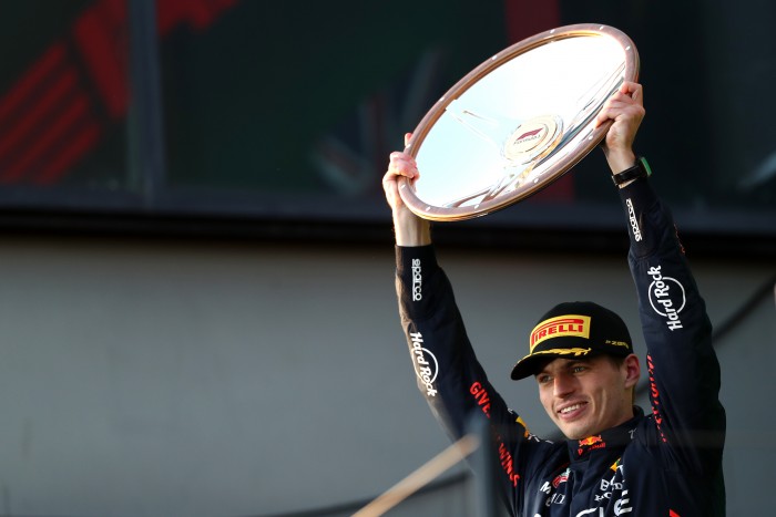 F1: Verstappen elvérzett volna a Mercedesnél 1 | Vezess F1: Verstappen elvérzett volna a Mercedesnél 1