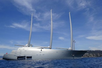 Egy ország is alig bírja fizetni ezt a luxushajót