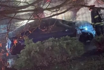 Felgyújtották az álomautóját, mindent felvett a Tesla kamerája