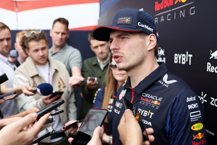 F1: Verstappen káoszt, Alonso hibákat jósol 2