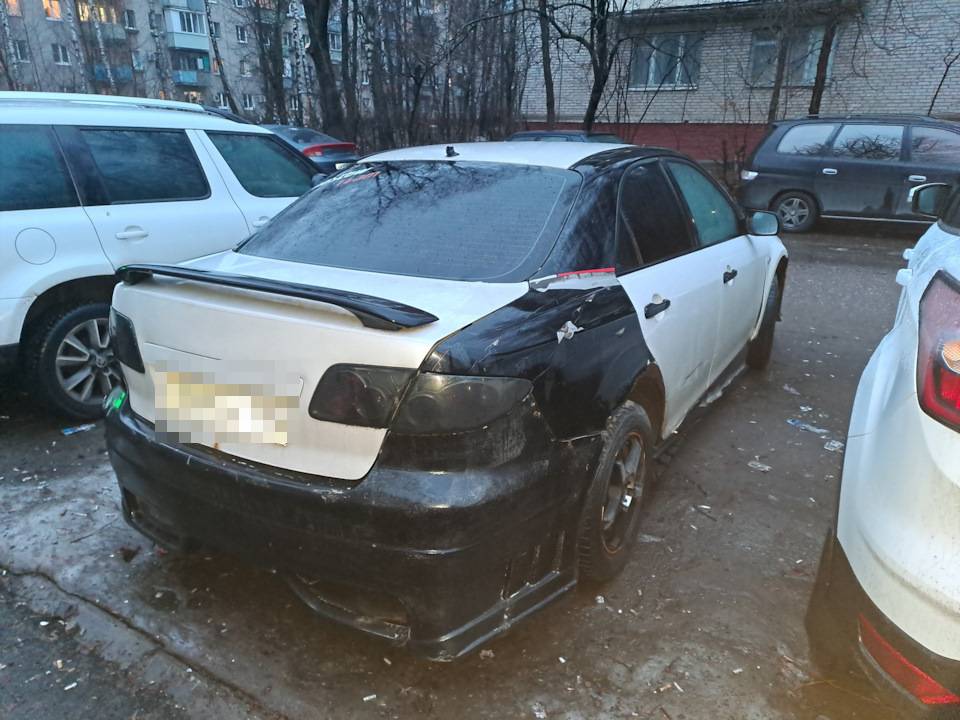 Ez a Mazda6 jobban járt volna, ha csak simán elrohad 3