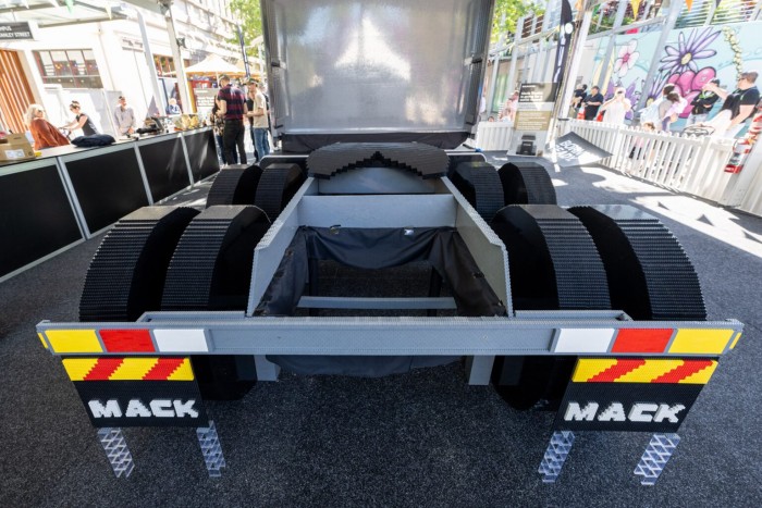 Világrekorder lett ebből a csőrösből 2