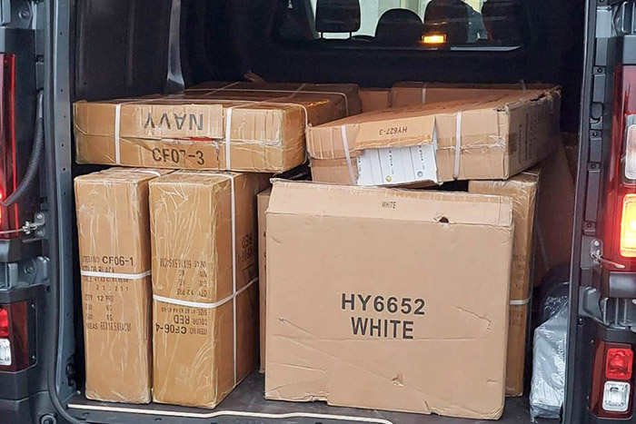 A pénzügyőrök benéztek egy furgonba az M7-esen, elég nagy kapás volt