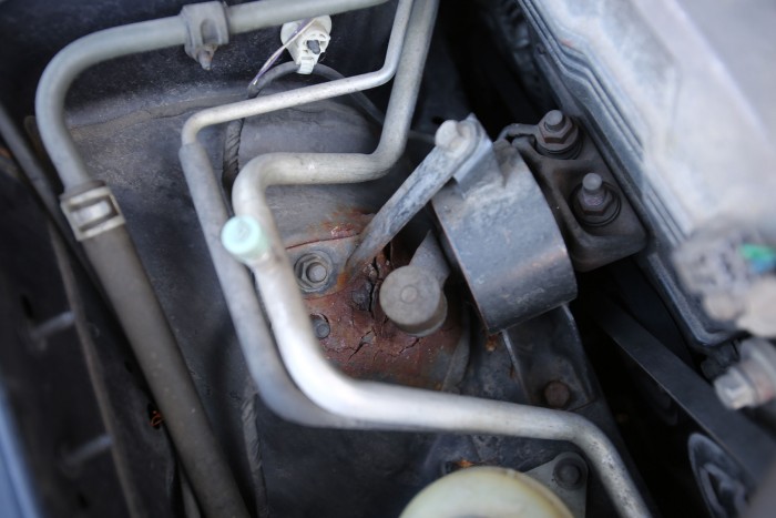 Ezért legendás a japán benzinesek megbízhatósága 17