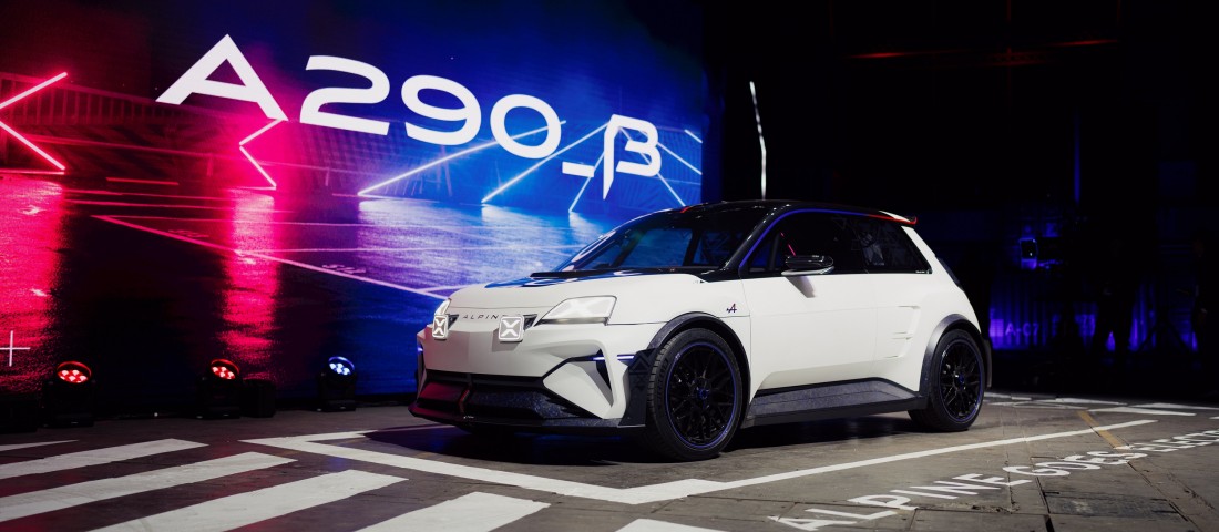 Megtapogattuk az Alpine retró hangulatú méregzsákját