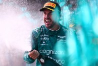 F1: Hivatalos, Honda-motort kap az Aston Martin 1