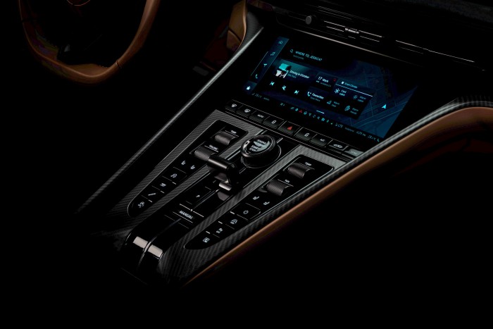 Lecseréli túramodelljét az Aston Martin 4 | Vezess Lecseréli túramodelljét az Aston Martin 4