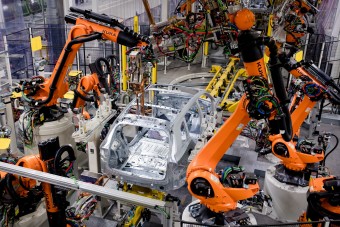 Nagyon ráfizethet az autóipar az uniós vámalkura