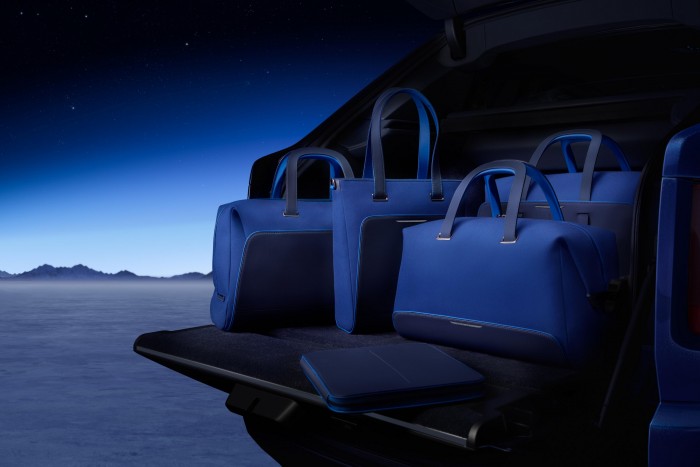 Az űr határára visz el a Rolls-Royce 9