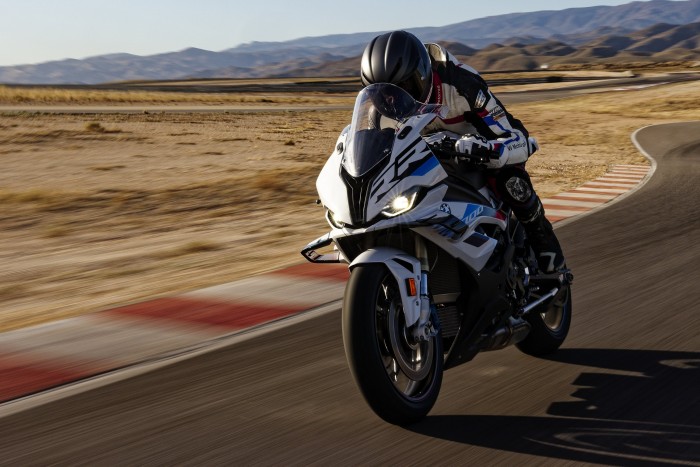 Hanyagul szereltek össze magyar gyártású autókat 4