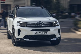 Drágább, de takarékosabb lesz a családi Citroën