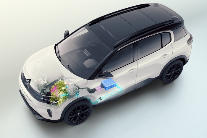 Drágább, de takarékosabb lesz a családi Citroën 7 | Vezess Drágább, de takarékosabb lesz a családi Citroën 7