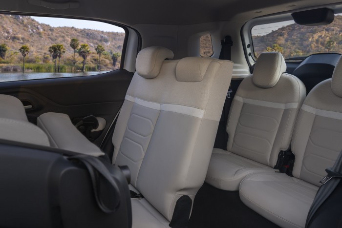 Hétüléses városi kisautót villantott a Citroën 7