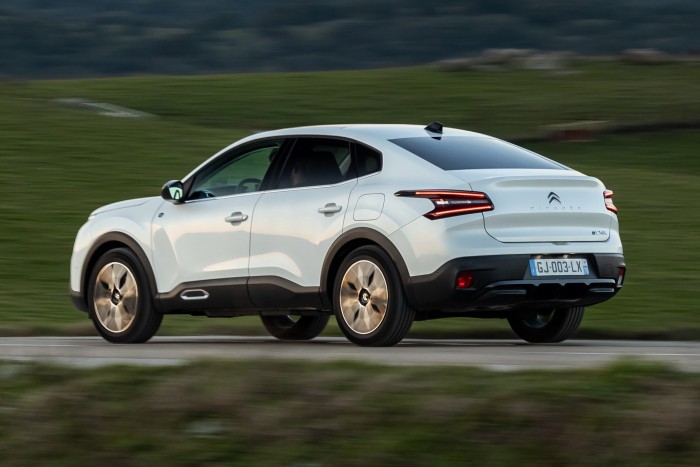 Megduplázza motorválasztékát a családi villany-Citroën 6