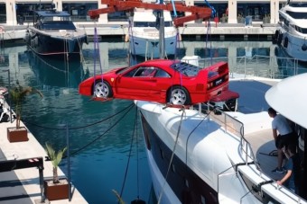 Kitűnő választás ez a Ferrari egy ütős reklámfogáshoz