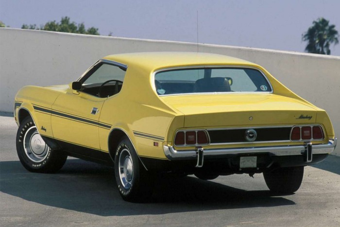 30 évig csücsült egy legelőn ez a Mustang, itt az ideje életre kelteni 2 30 évig csücsült egy legelőn ez a Mustang, itt az ideje életre kelteni 2