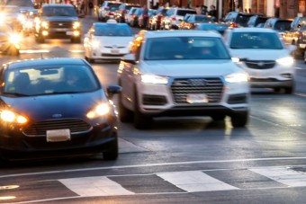 Fütyülnek a büntetésekre a szabálytalan autósok