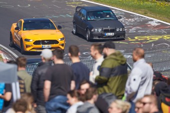 Vasszigorral számolnak le a tötymörgéssel a Nürburgringen