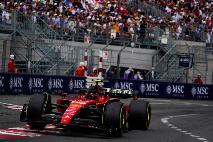 F1: Verstappen érinthetetlen, a Ferrari újabb pofont kapott 3 | Vezess F1: Verstappen érinthetetlen, a Ferrari újabb pofont kapott 3
