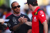 F1: A Ferrari-főnök minden hétvégén beszél Hamiltonnal 3