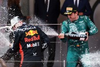 F1: Alonsót most sikerült kiakasztani 3